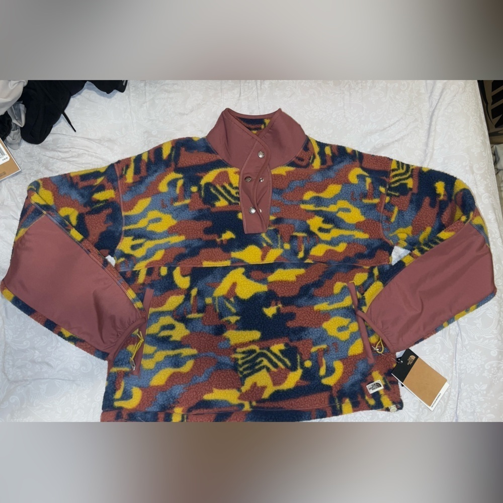 North face teddy sweater